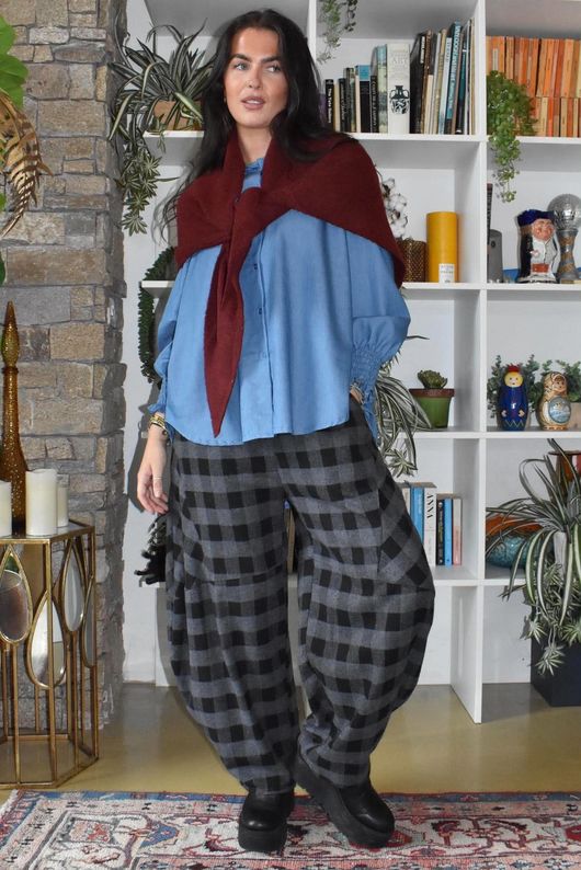 Nora Brushed Cotton Gingham Classic Barrel Pant Black